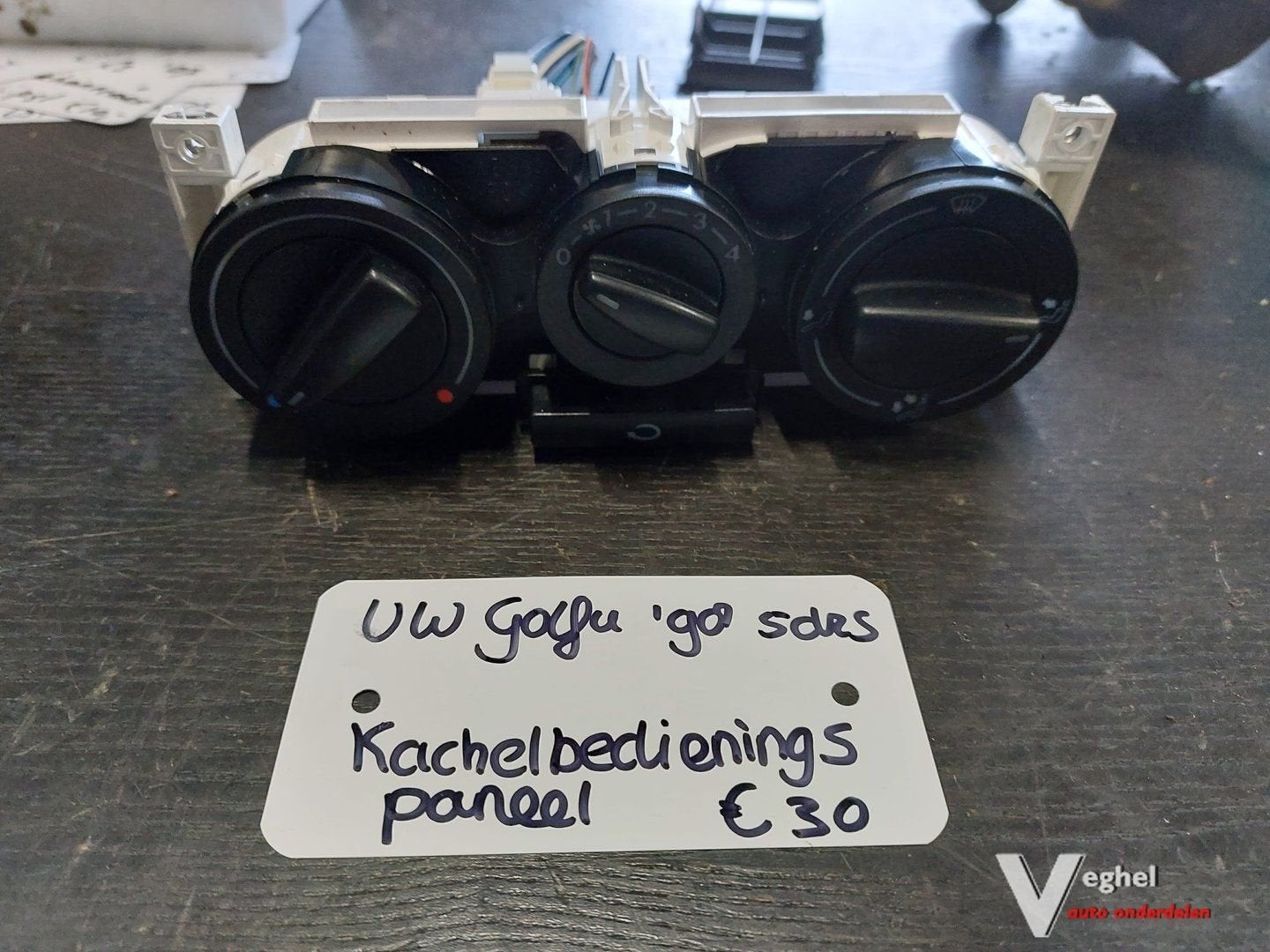 VW Golf 4 5drs kachelbedieningspaneel '98, Gebruikt, -, -, Ophalen of Verzenden
