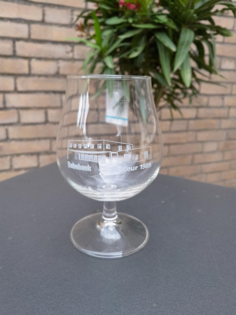 bierglas Rabobank Leur 1989 glas Etten-Leur, Verzamelen, Glas en Borrelglaasjes, Ophalen of Verzenden, Zo goed als nieuw, Bierglas