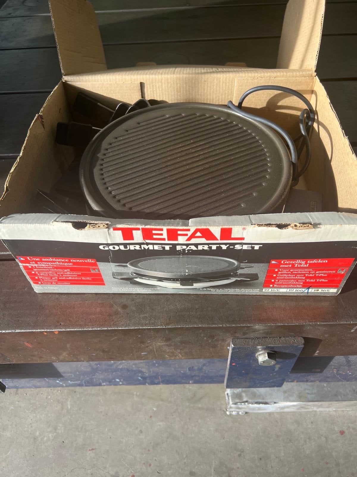 Tefal Gourmet Party-Set - Raclette & Grill, Ophalen of Verzenden, Zo goed als nieuw, 4 t/m 7 personen