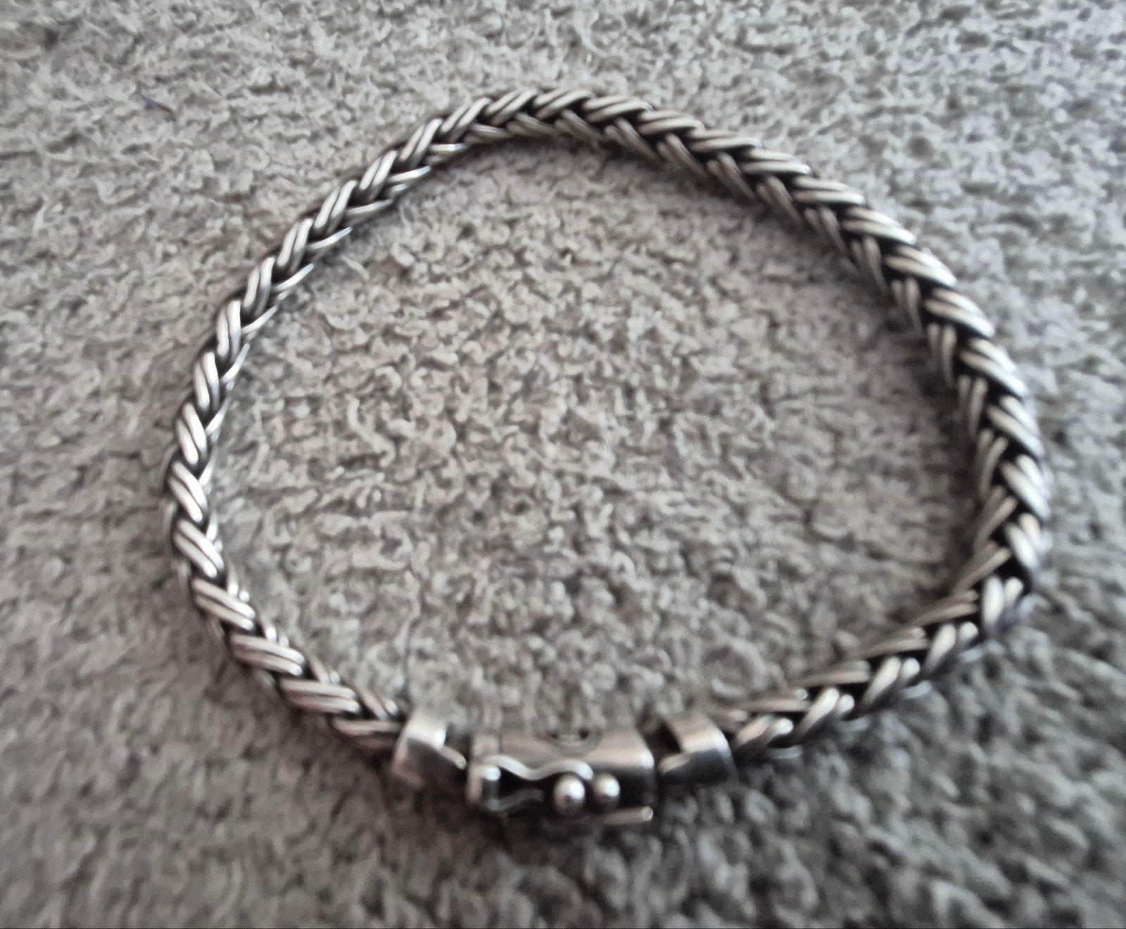 Buddha to Buddha Katja , maat F ( 22cm !), Sieraden, Tassen en Uiterlijk, Armbanden, Ophalen of Verzenden, Zo goed als nieuw, Zilver