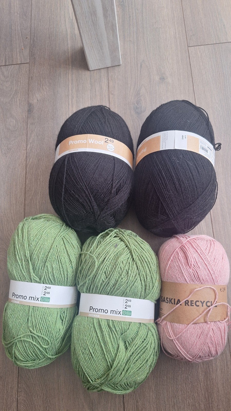 Zeeman Promo Mix garen - Groen (300g), Hobby en Vrije tijd, Ophalen of Verzenden, Nieuw, Breien of Haken, Wol of Garen
