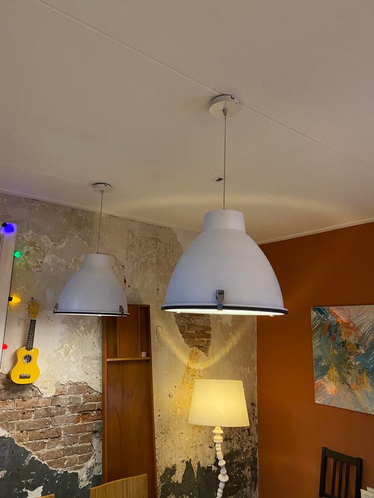 Industriële hanglampen - wit, Ophalen, 50 tot 75 cm, Zo goed als nieuw, Metaal