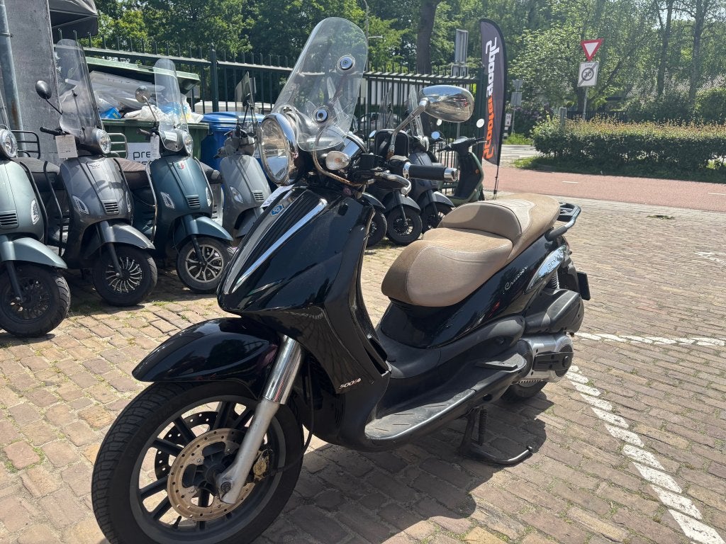 Piaggio Beverly 500 Cruiser, Niet ingevuld, Scooter, Niet ingevuld, Minimaal motorrijbewijs A2