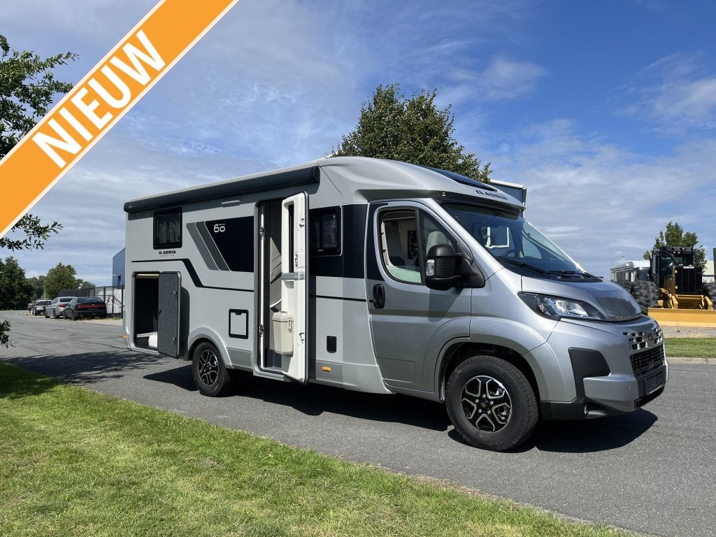 Adria Compact DL - 60 Years Selection, Automaat, Ringverwarming, Fiat, 6 tot 7 meter