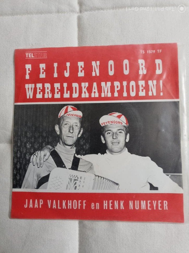 Feijenoord Wereldkampioen! - Jaap Valkhoff en Henk Numeyer, Gebruikt, 7 inch, Ophalen of Verzenden, EP