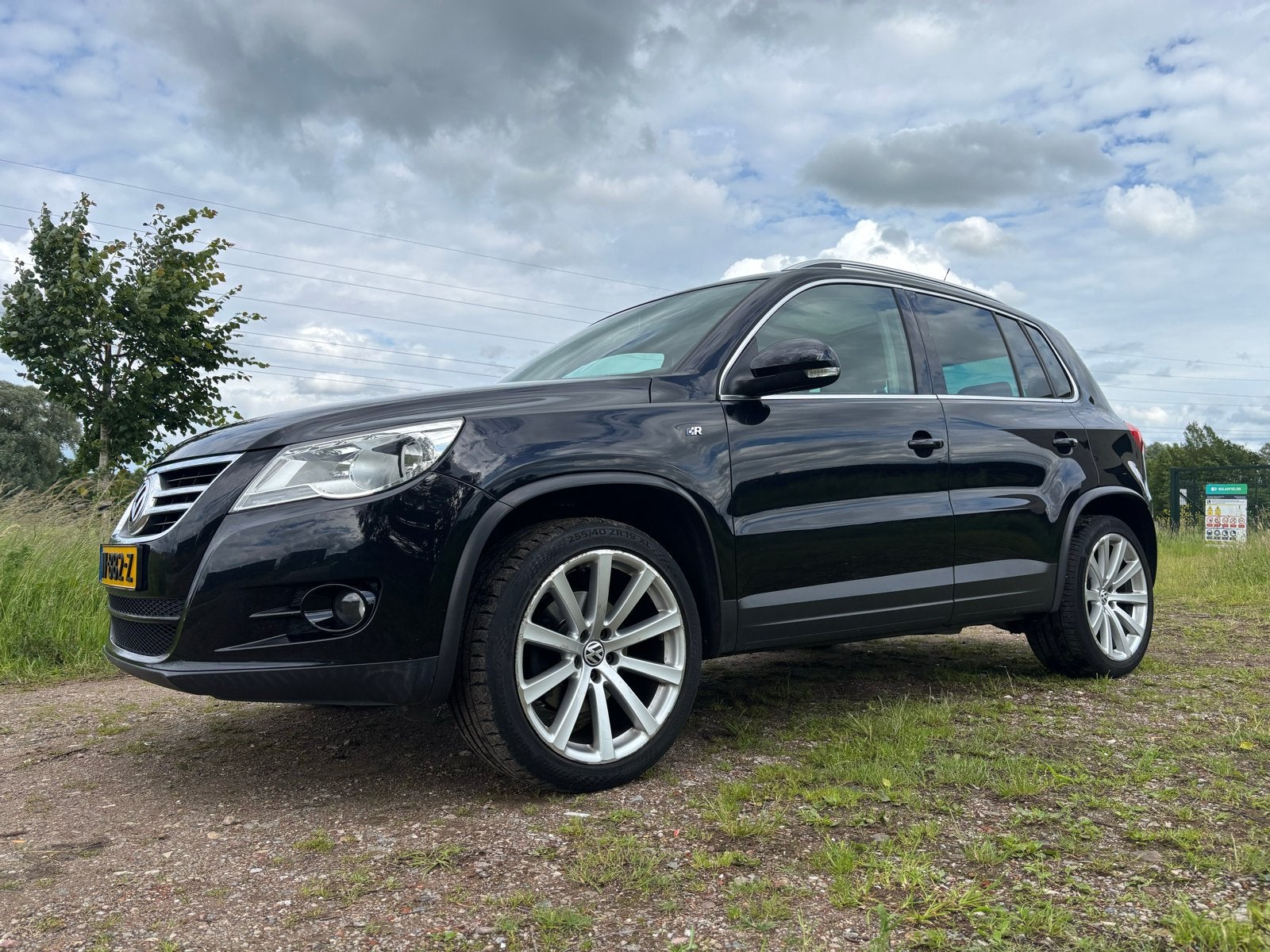 Volkswagen Tiguan 1.4 TSI 110KW 4MOTION 2009 Zwart R line, Auto's, 13 km/l, 4 cilinders, 2000 kg, Navigatiesysteem
