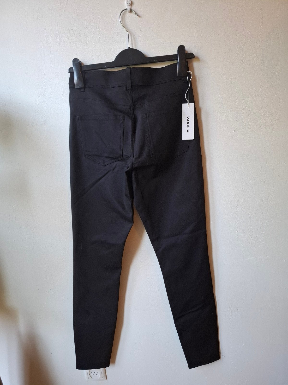 Vanilia higher waist zwarte broek maat 36, Vanilia, Zwart, Nieuw, Ophalen of Verzenden