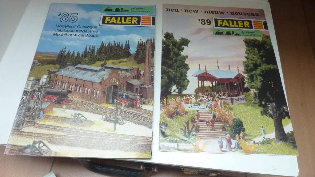 2x Faller brochure 1985, 1989, Overige merken, Gelijkstroom of Wisselstroom, Brug, Tunnel of Gebouw, Ophalen of Verzenden