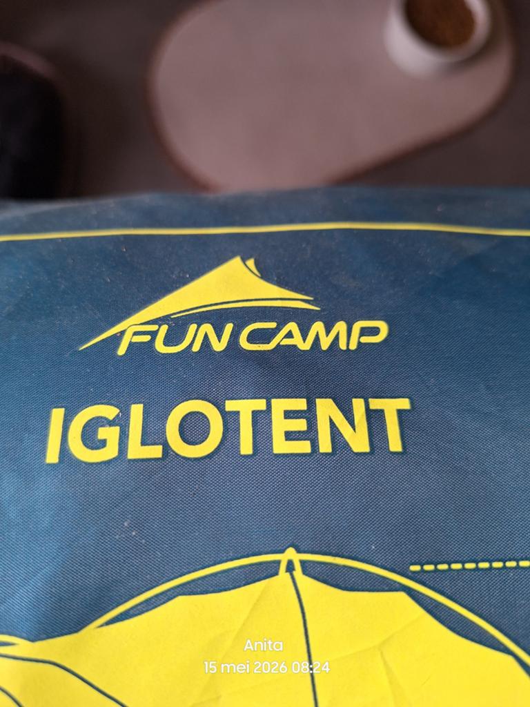 Funcamp iglo tent, Caravans en Kamperen, Tenten, Ophalen, Zo goed als nieuw, Tot en met 4