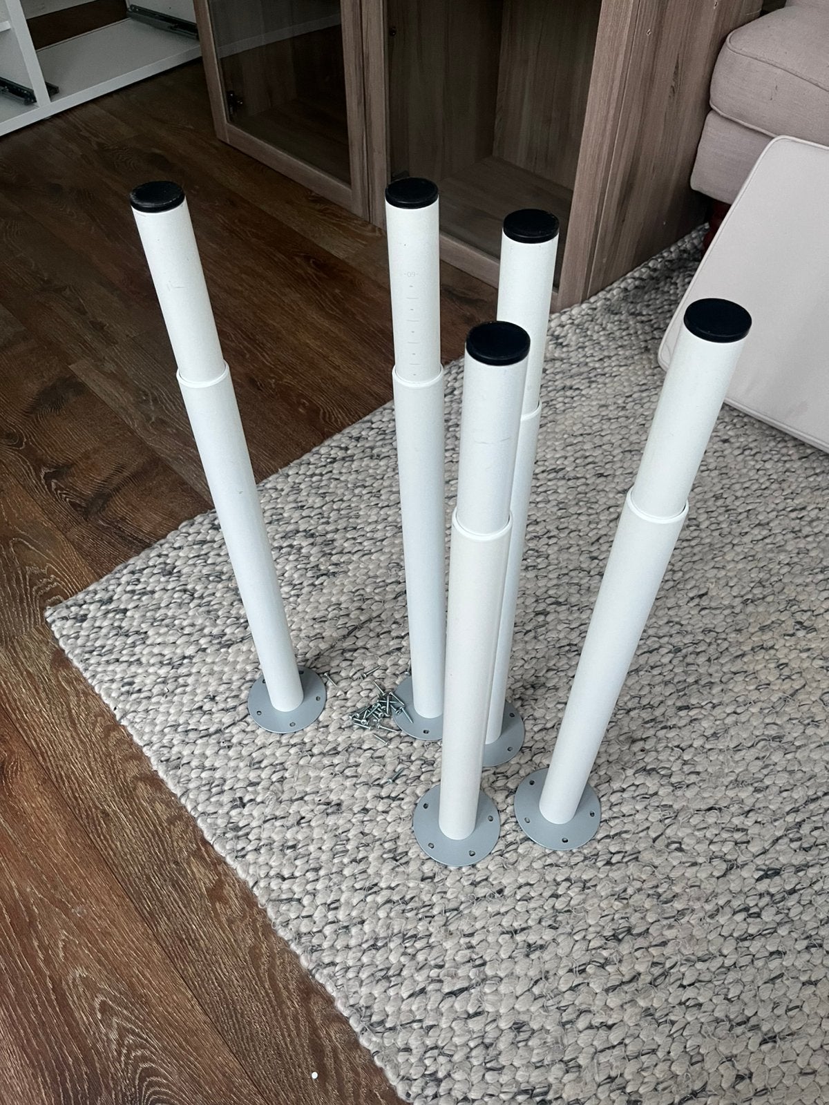 GRATIS - Bureau poten IKEA OLOV 5 stuks, Ophalen, Tafelpoot, Rond, 50 tot 100 cm