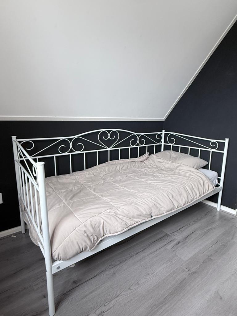 Ijzeren bed 1 persoon., Ophalen, 90 cm, Eenpersoons, Zo goed als nieuw