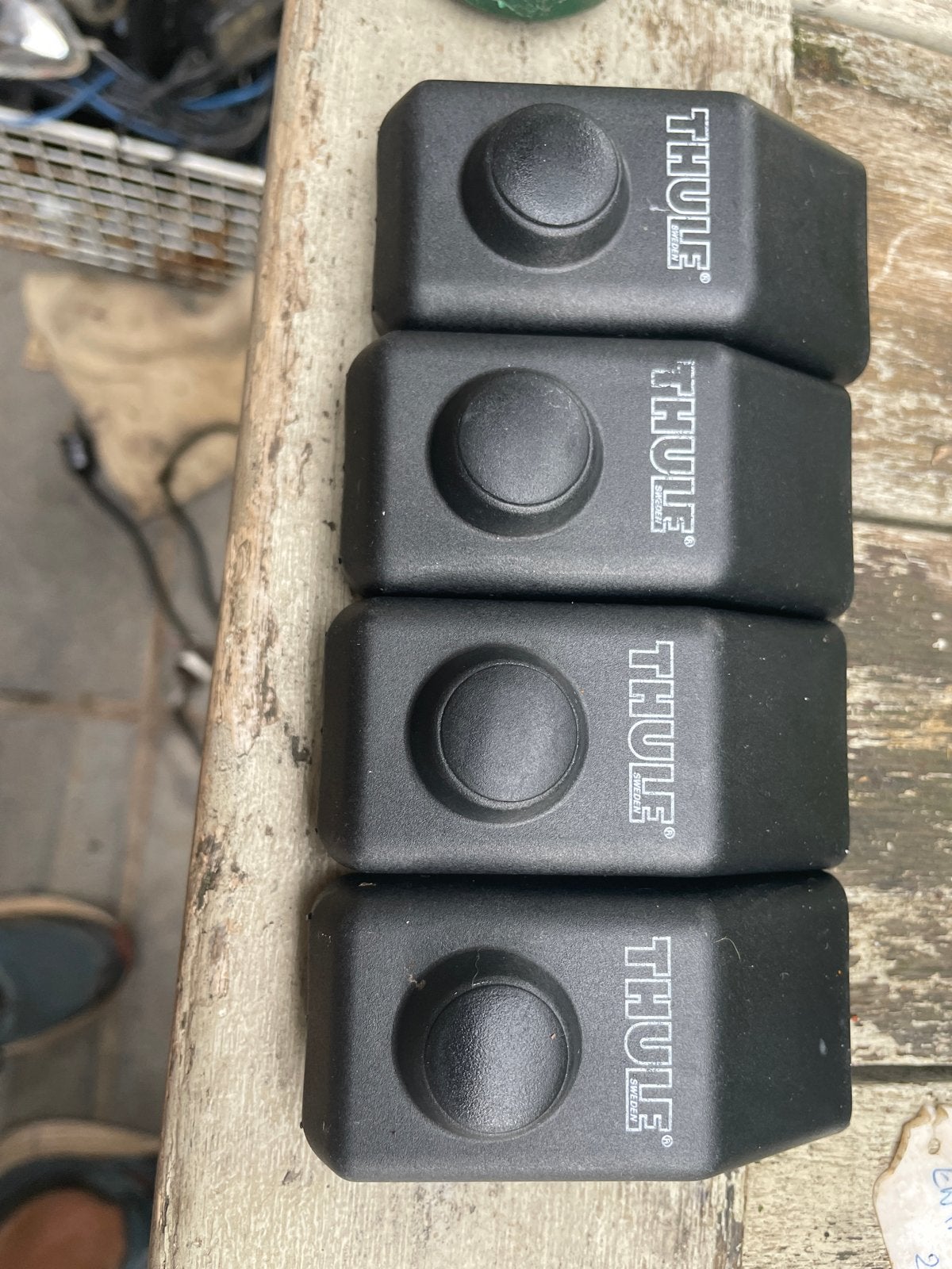 Thule afdekkapjes  - 4 stuks, Auto diversen, Dakdragers, Ophalen, Gebruikt