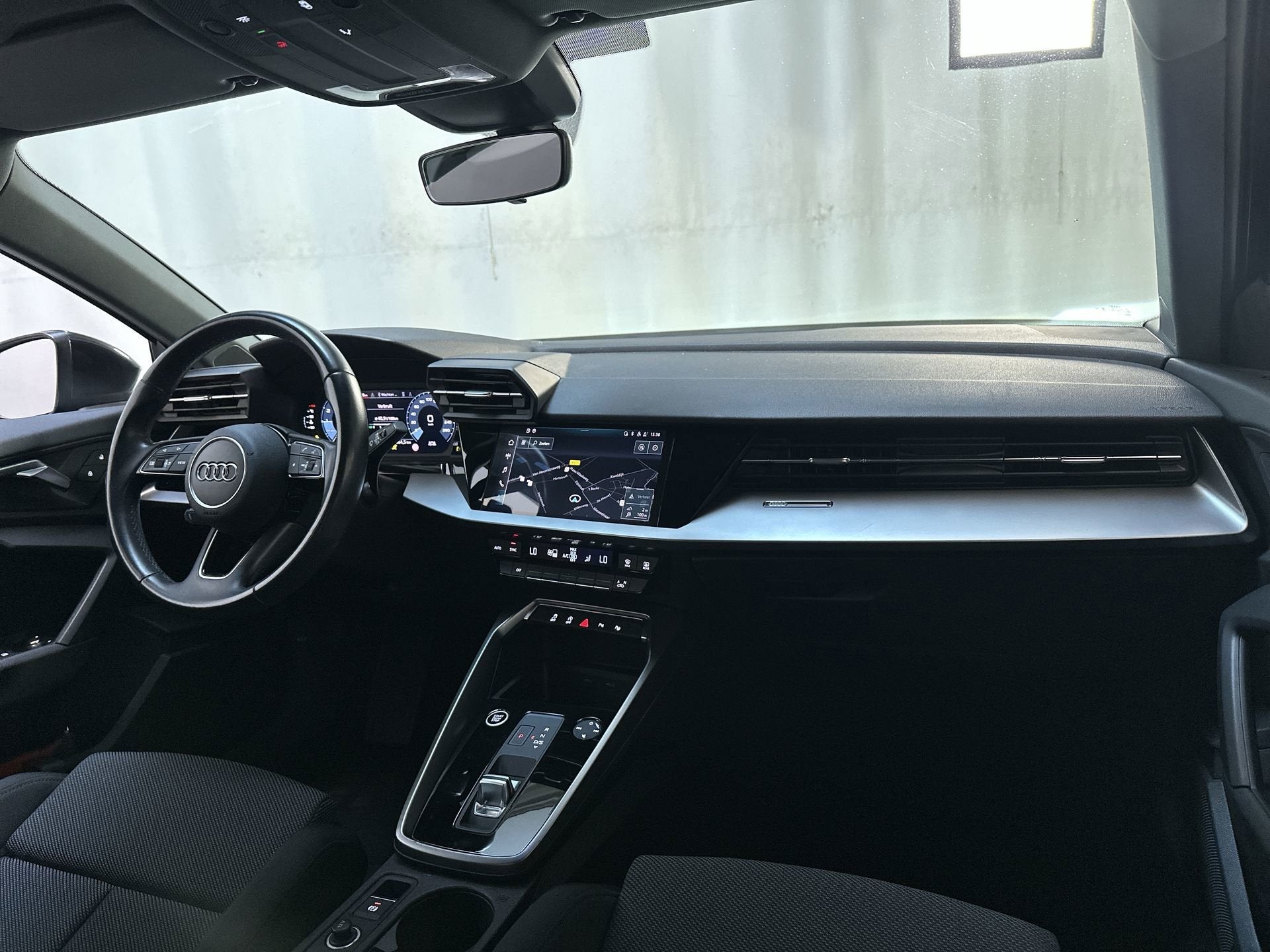 Audi A3 Sportback 30 TFSI S-Tronic Advanced Edition Navigati, Dealer onderhouden, Stof, Gebruikt, Met garantie (alle)