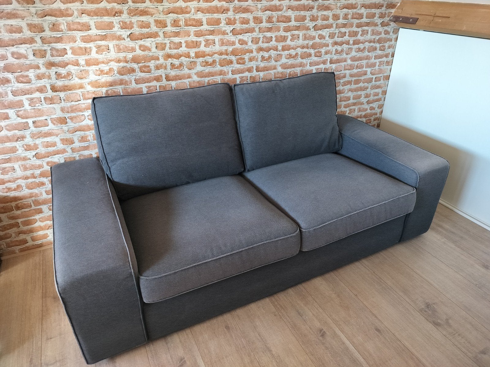 Ikea Kivik 2-zits bank antraciet stof, Ophalen, Tweepersoons, 75 tot 100 cm, Zo goed als nieuw