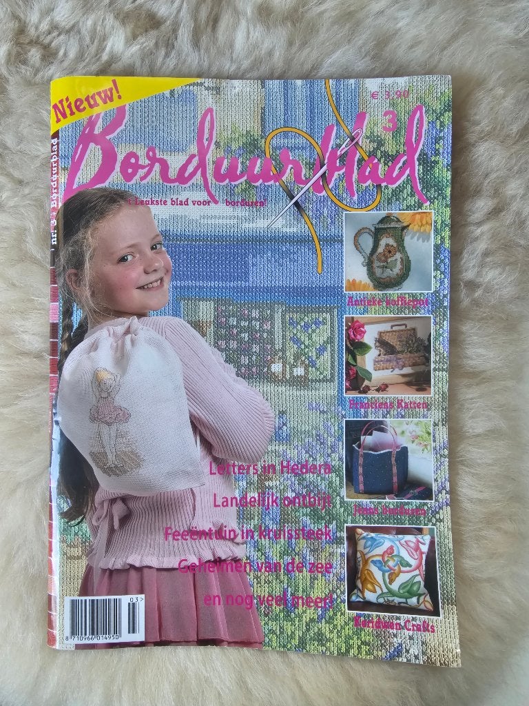 Borduurblad nr. 3 NIEUW, Ophalen of Verzenden, Nieuw, Damesbladen