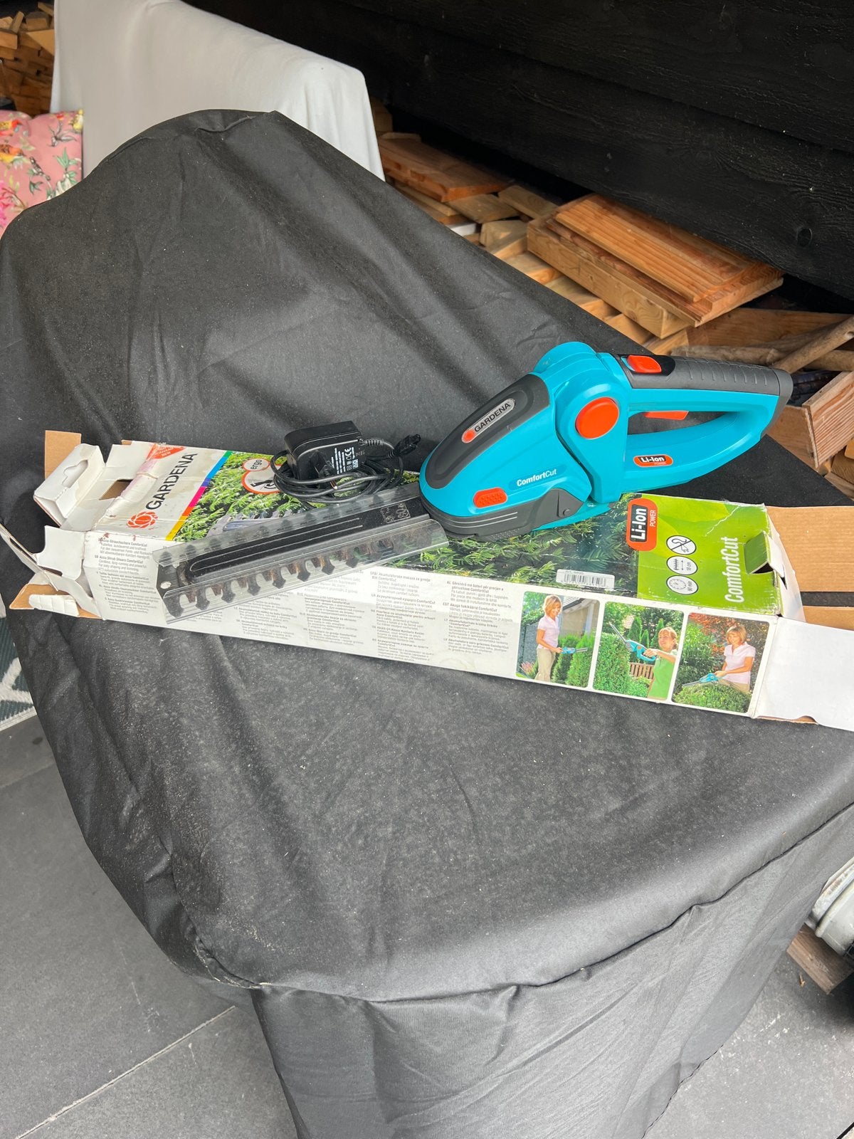 Gardena ComfortCut Heggenschaar op Accu, Ophalen of Verzenden, Zo goed als nieuw, Accu