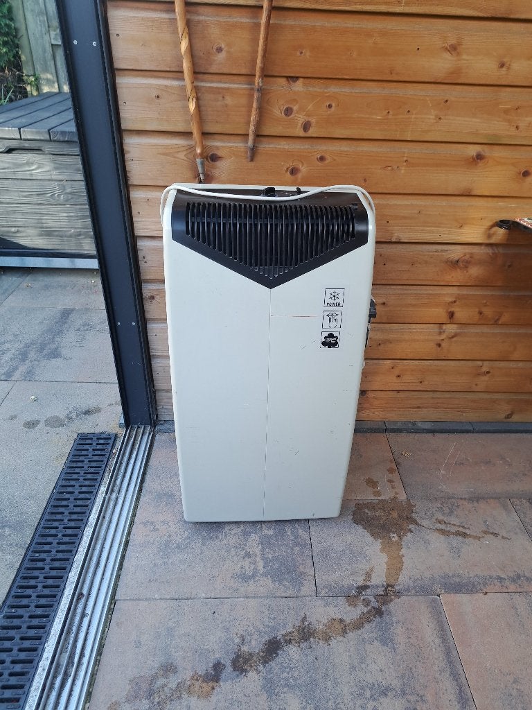 Airco, Witgoed en Apparatuur, Ophalen, Gebruikt, 3 snelheden of meer, Koelen en Ontvochtigen