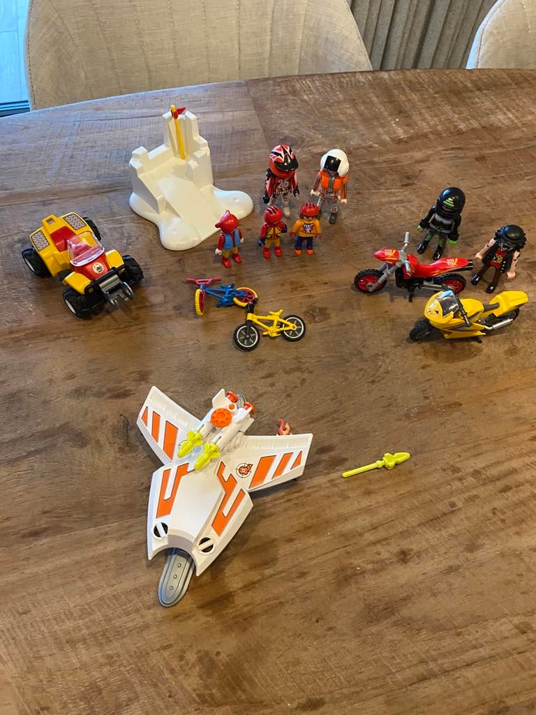 Vliegtuigje, motoren fietsen en meer playmobil, Ophalen of Verzenden, Zo goed als nieuw