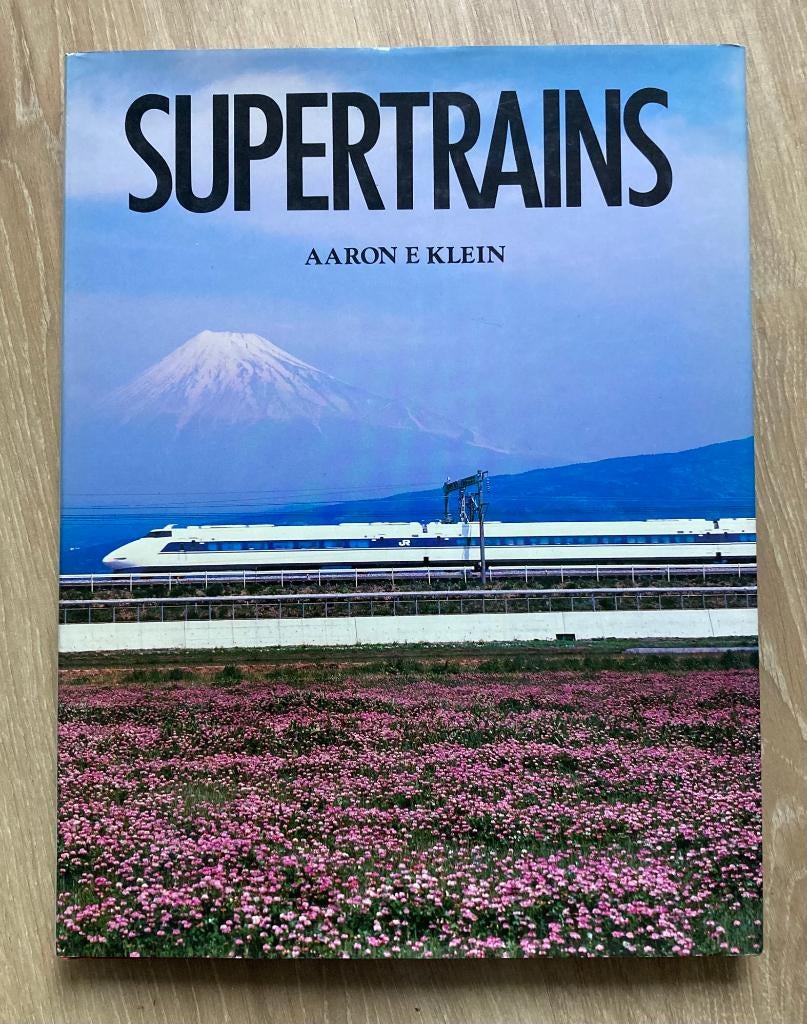 Supertrains, Verzamelen, Spoorwegen en Tramwegen, Verzenden, Zo goed als nieuw, Trein, Boek of Tijdschrift
