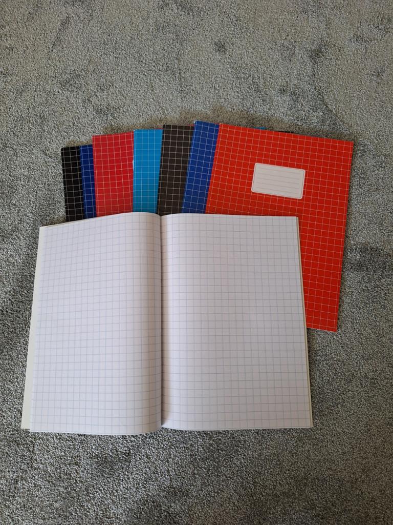 8x A4 schriften, Diversen, Schrijfwaren, Ophalen of Verzenden, Nieuw