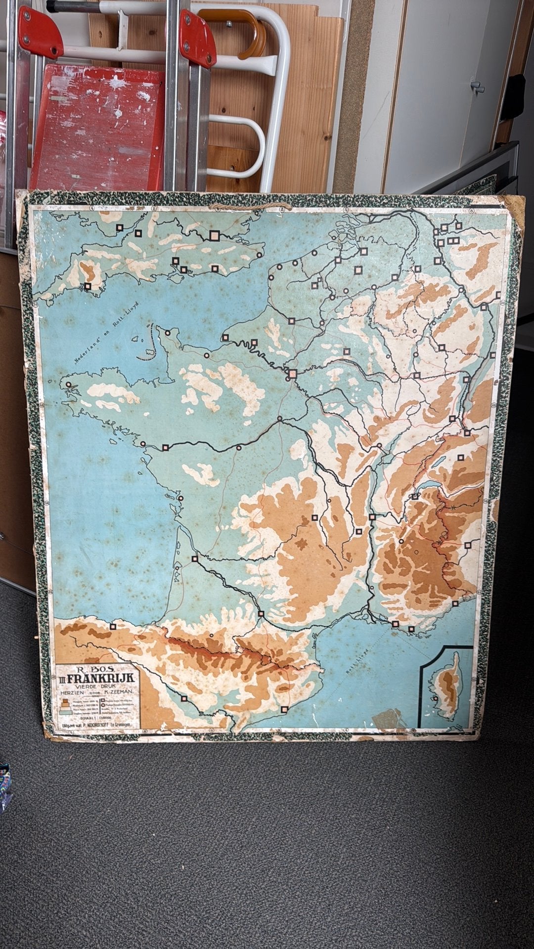 Frankrijk 72 / 85 cm, Ophalen, Aardrijkskunde