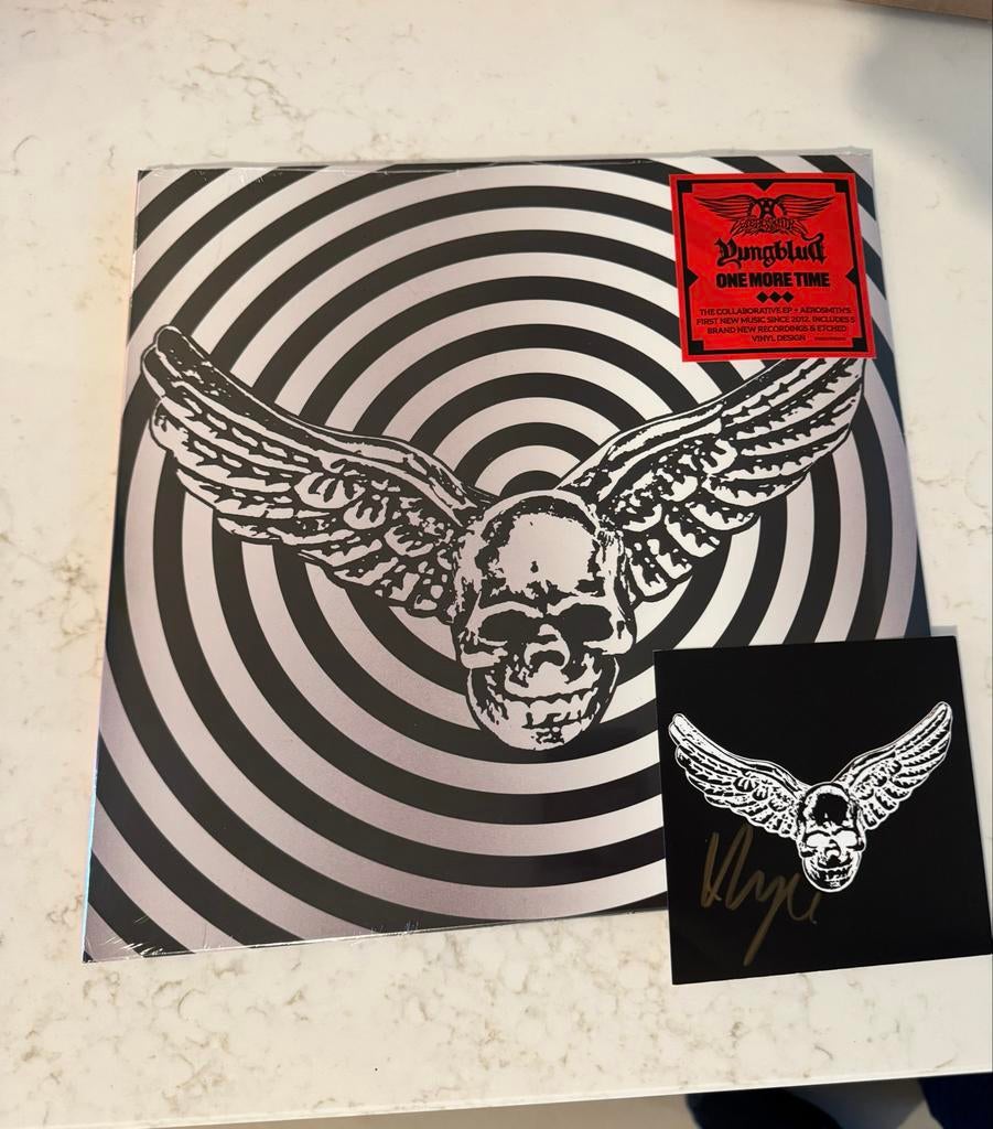 Aerosmith & Yungblud - One More Time EP (zilver) Gesigneerd, Geseald, 2020 tot heden, Ophalen of Verzenden, 12 inch
