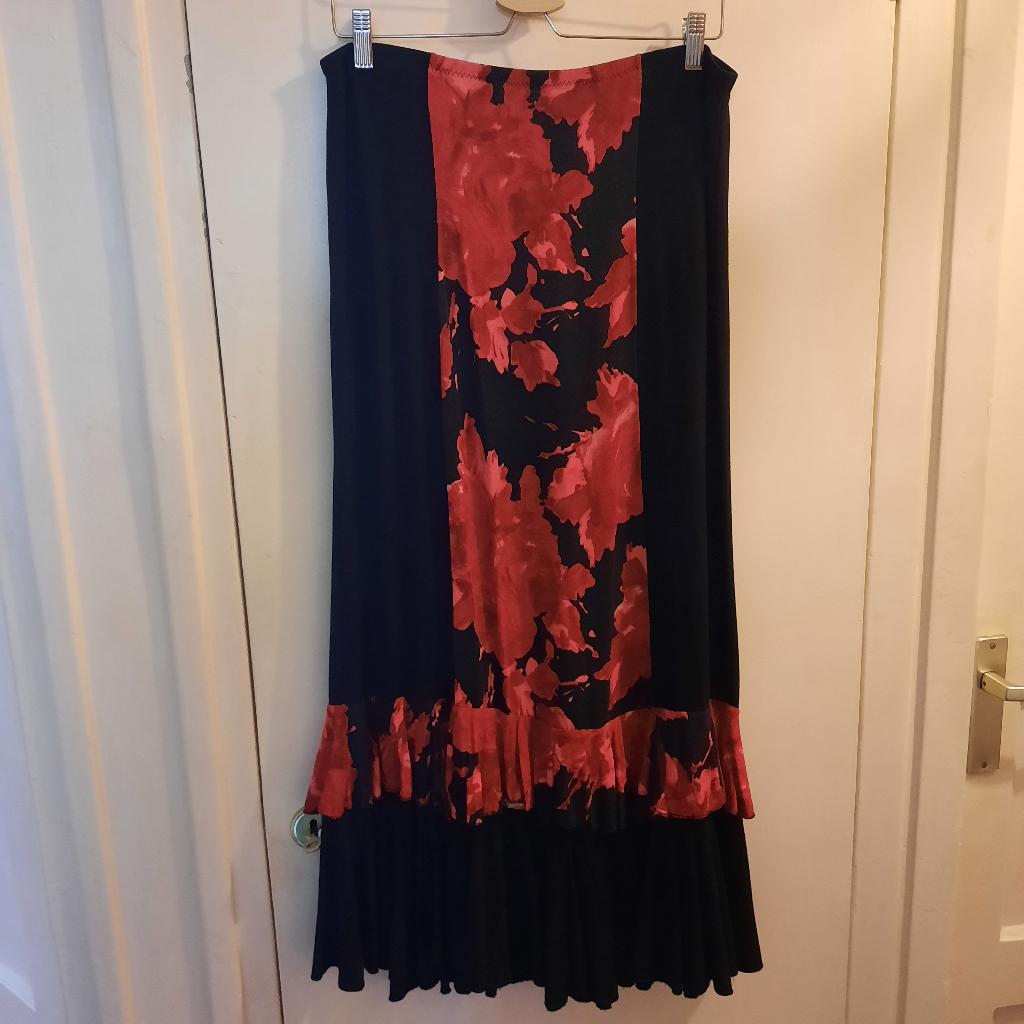 Flamenco rok zwart bloemen volanten stroken flamencorok, Ophalen of Verzenden, Gebruikt, Kleding