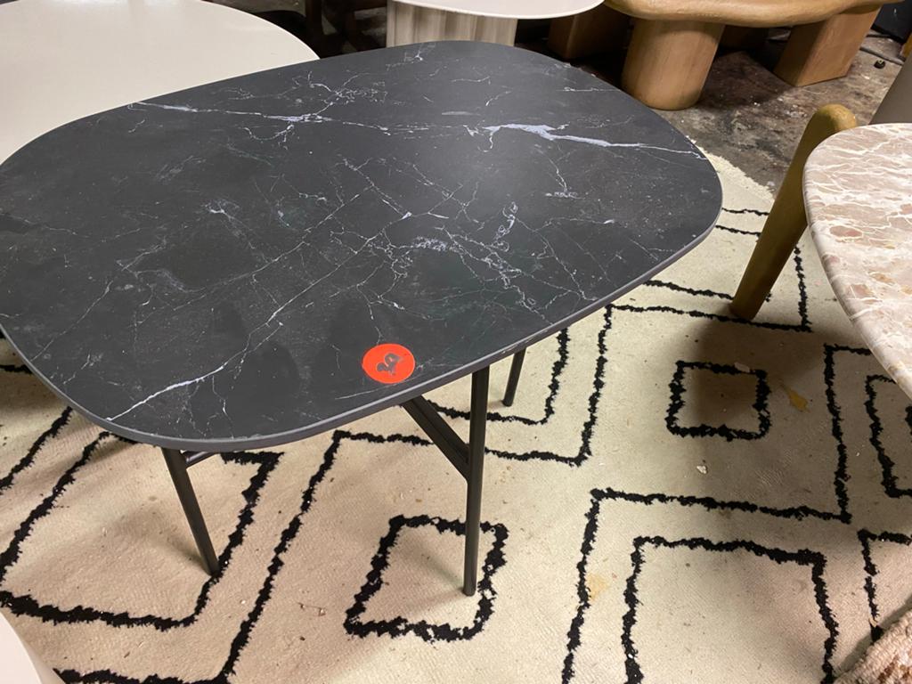 Zwarte bijzettafel met marmerlook blad 45x65x51, Ophalen, Nieuw, 55 tot 75 cm, Overige vormen