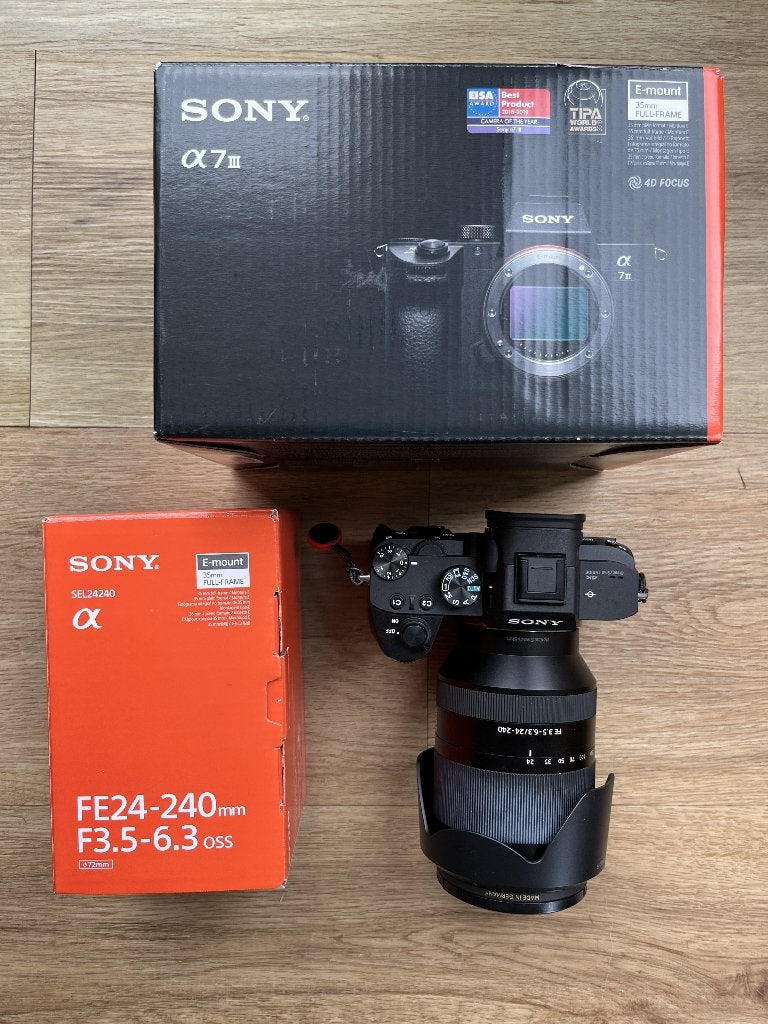 Digitale Sony camera A7 III met telelens FE24-240mm, Gebruikt, Spiegelreflex, Ophalen of Verzenden, Sony