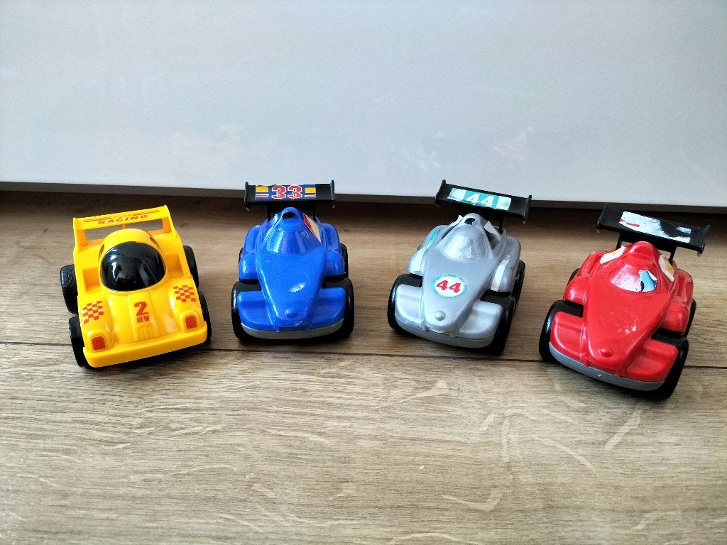 Speelgoed race auto's 4 stuks, Kinderen en Baby's, Ophalen of Verzenden, Gebruikt