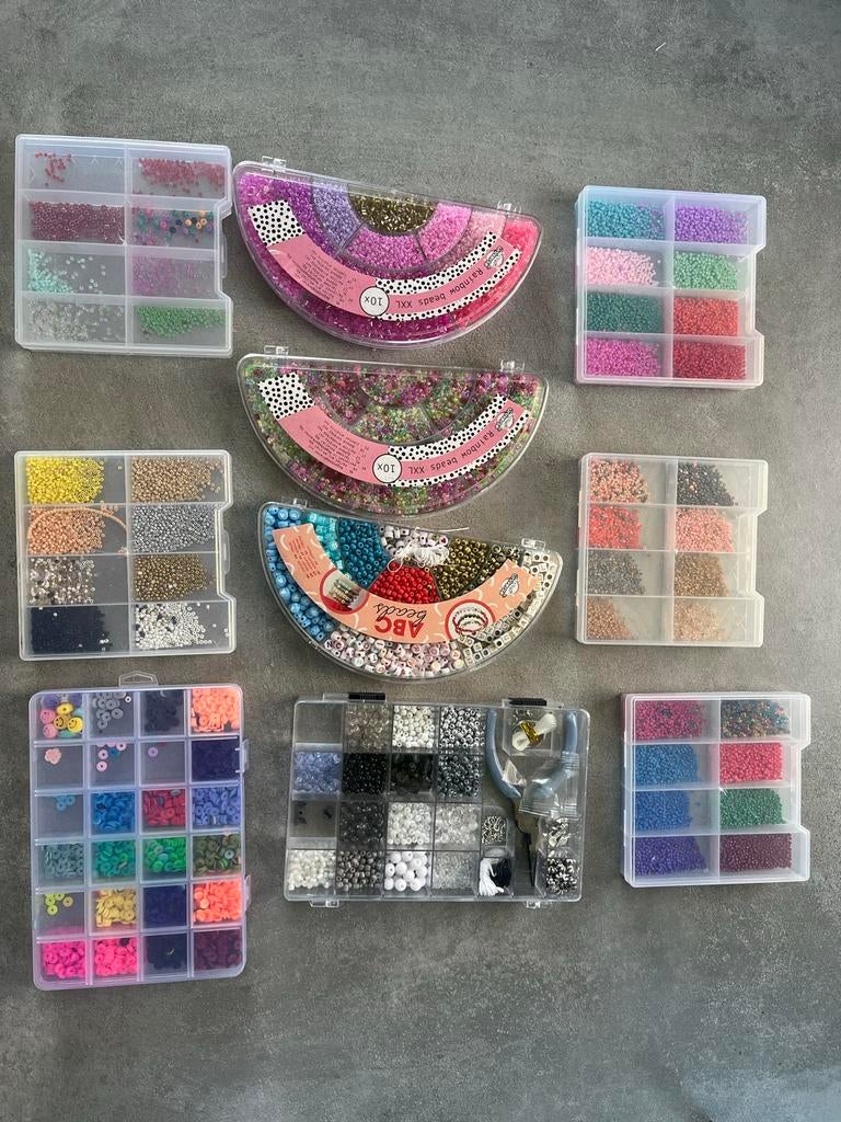 Grote collectie kralen voor armbandjes en sieraden, Hobby en Vrije tijd, Kralen en Sieraden maken, Ophalen of Verzenden, Zo goed als nieuw