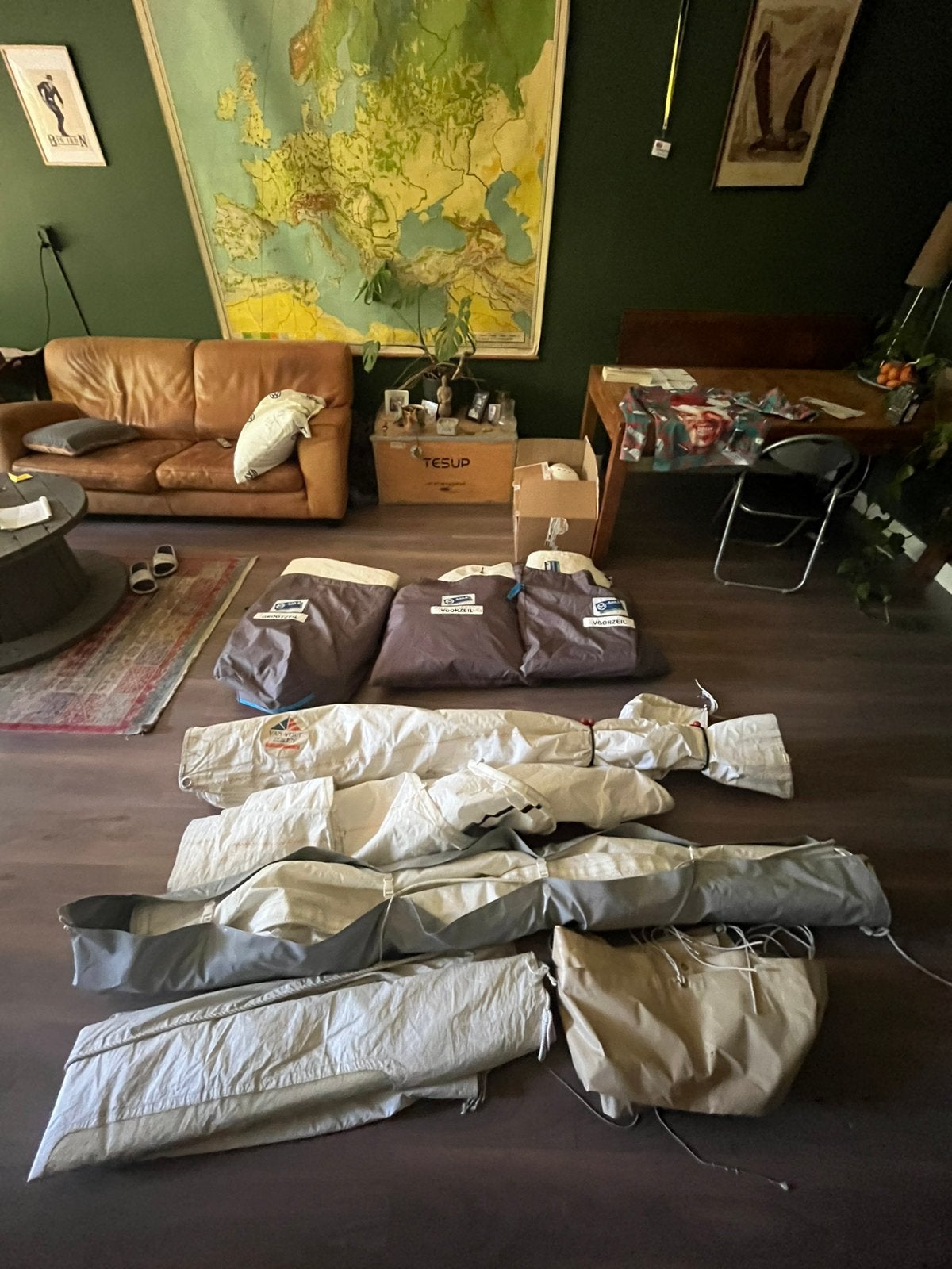 3 sets zeilen ZGAN + gebruikt groot zeil varuna 501, Ophalen of Verzenden, Zo goed als nieuw, 3 tot 6 meter, Minder dan 15 m²