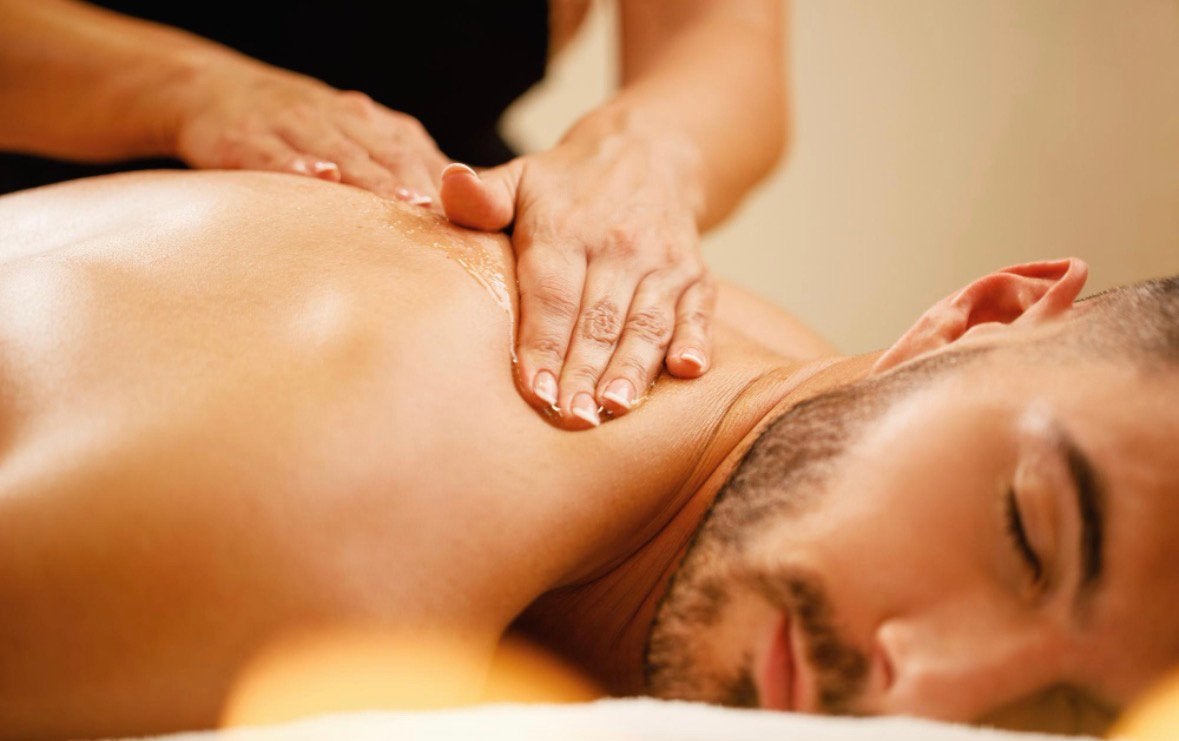 Masseur gezocht, Ophalen