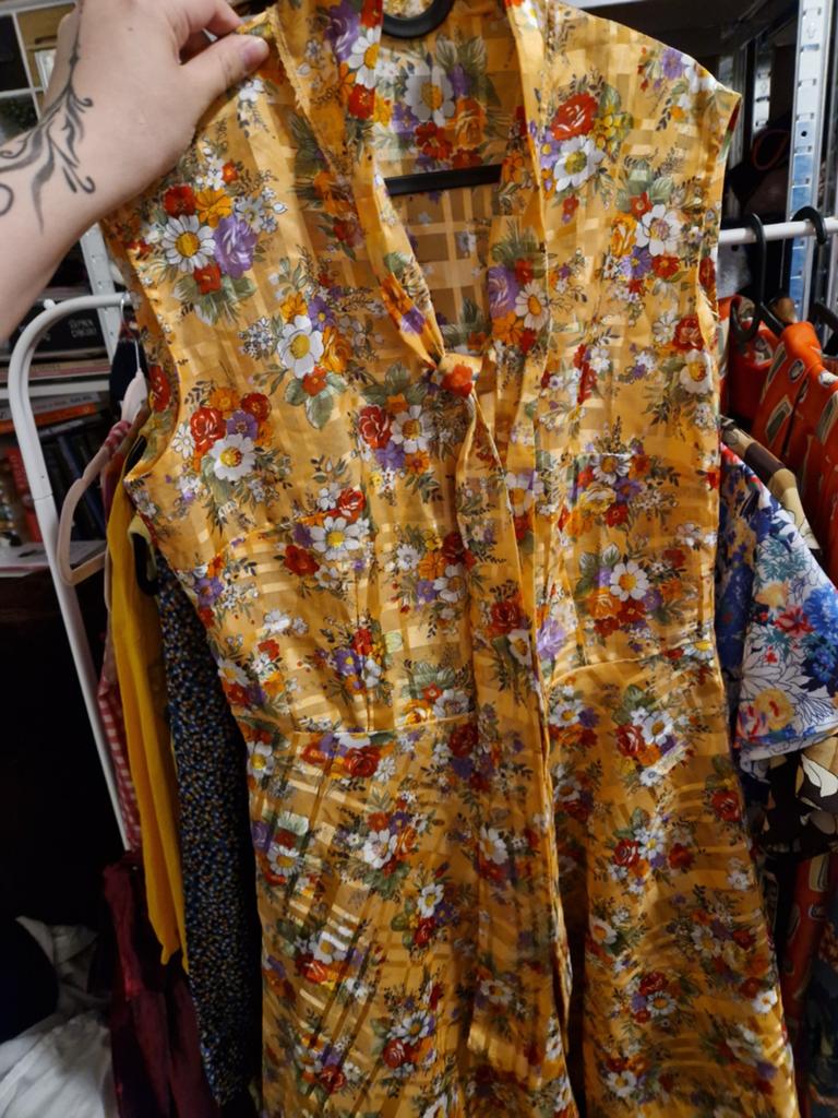 Partij prachtige vintage jurken/ trachten, retro, fairy, Ophalen of Verzenden, Zo goed als nieuw