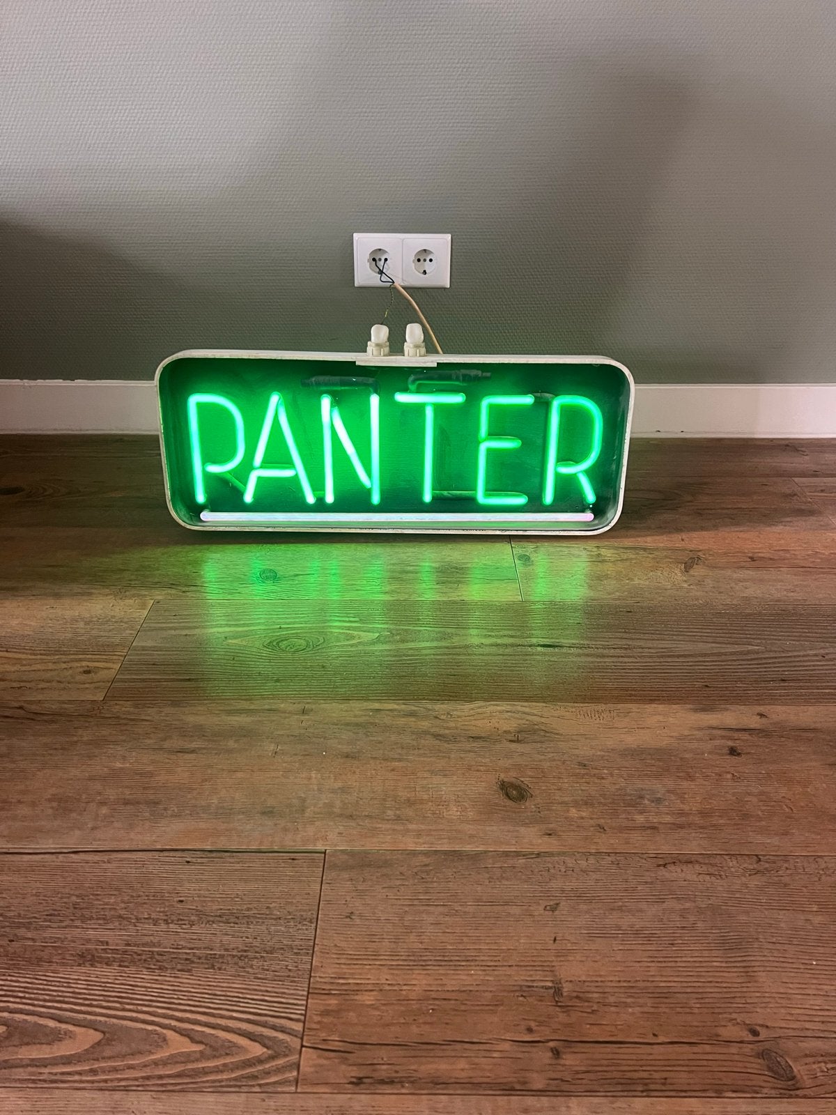 Vintage Panter Sigaren Neon Reclamebord - Groen Licht, Ophalen, Gebruikt, Lichtbak of (neon) lamp