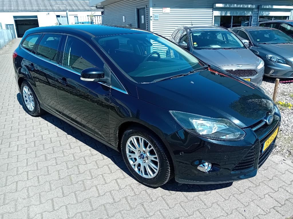 Ford Focus 1.6 Ti-vct 77KW Wagon 2011 KEURIGE AUTO TREKHAAK, Auto's, Stof, Zwart, 4 cilinders, 1207 kg