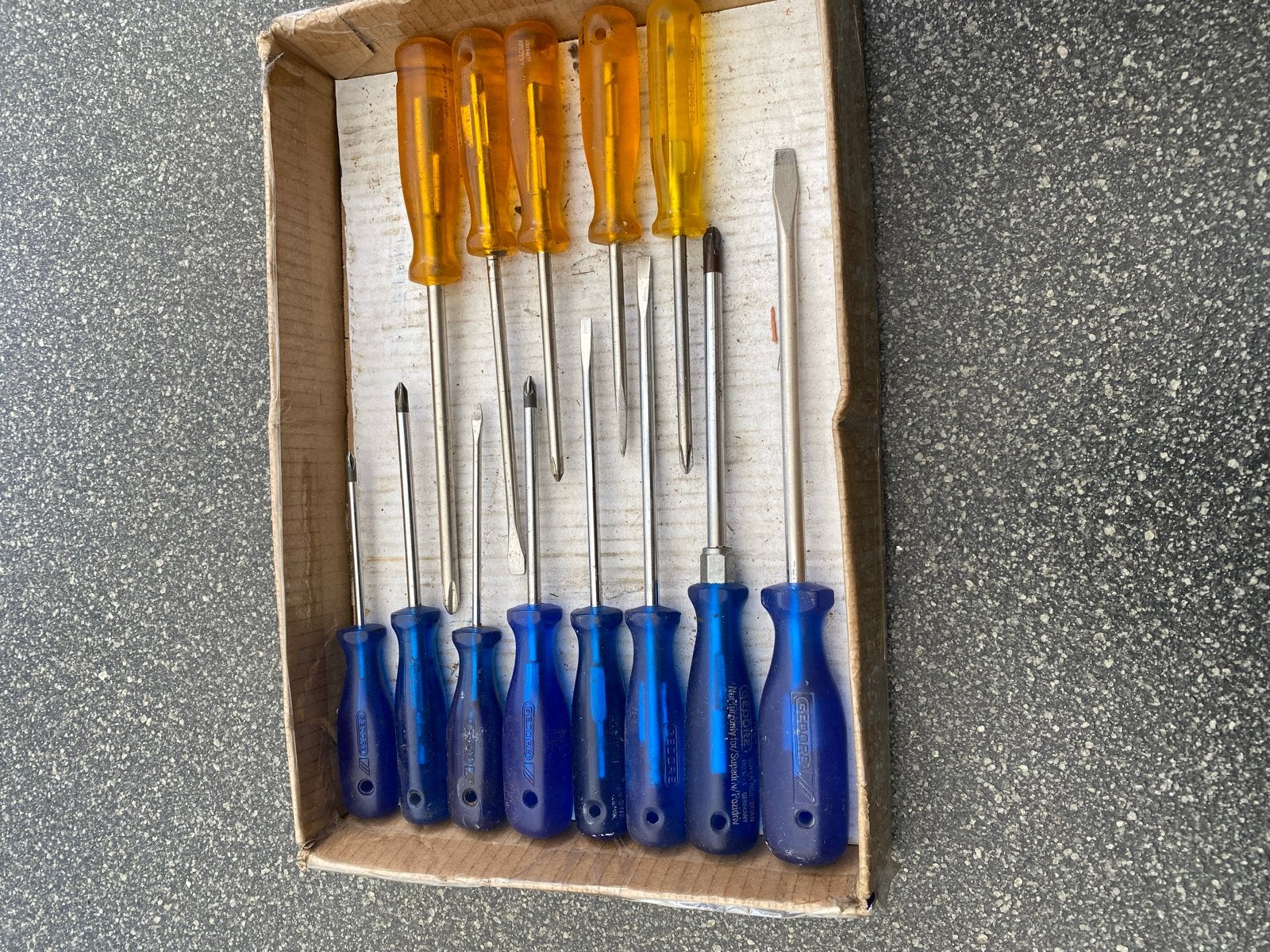 Gedore Schroevendraaiers Set - 13 stuks, Doe-het-zelf en Verbouw, Gereedschap | Handgereedschap, Ophalen of Verzenden, Gebruikt