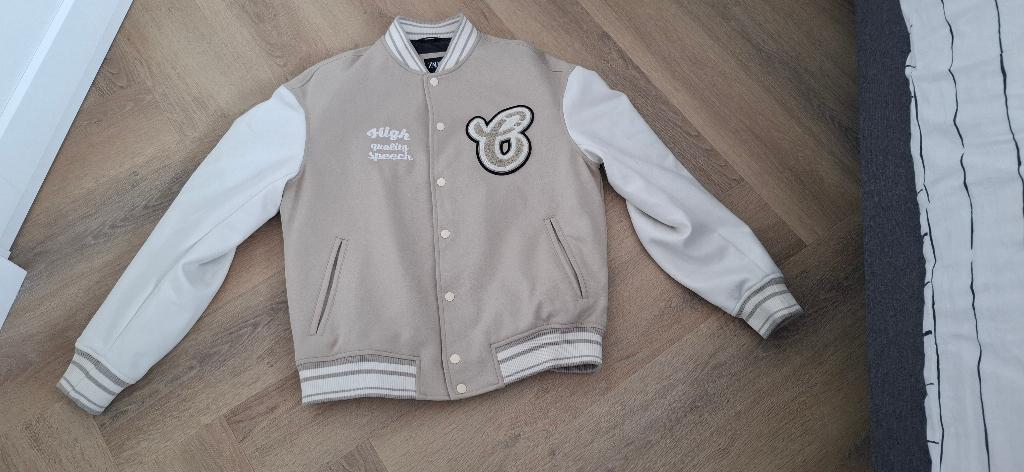 Varsity Jacket Zara, maat M, Kleding | Heren, Jassen | Zomer, Maat 48/50 (M), Beige, Ophalen of Verzenden, Zo goed als nieuw