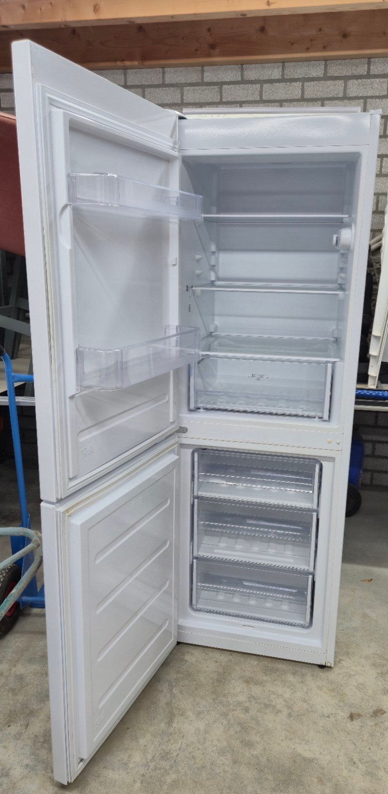 Indesit LR7 S1 W Koel-vriescombinatie, Ophalen, Gebruikt, 200 liter of meer, 60 cm of meer