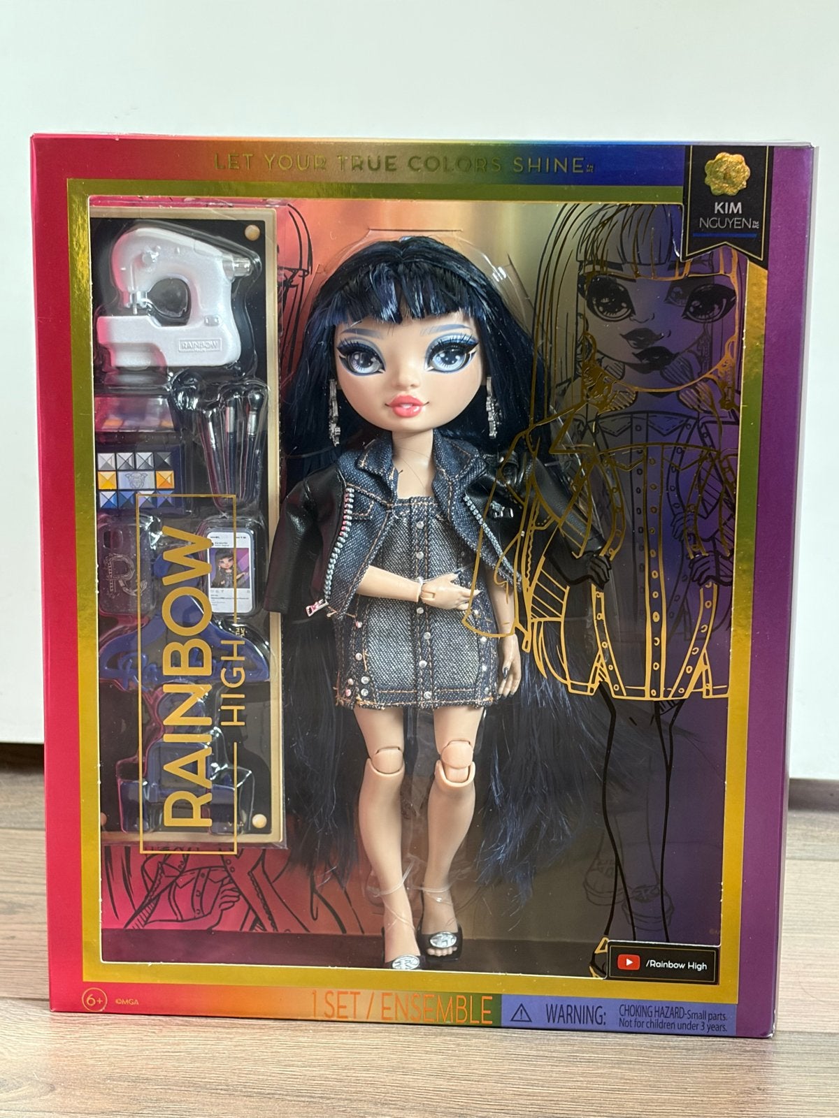 Rainbow High Kim Nguyen Modepop - Nieuw in doos, Ophalen of Verzenden, Nieuw, Overige typen