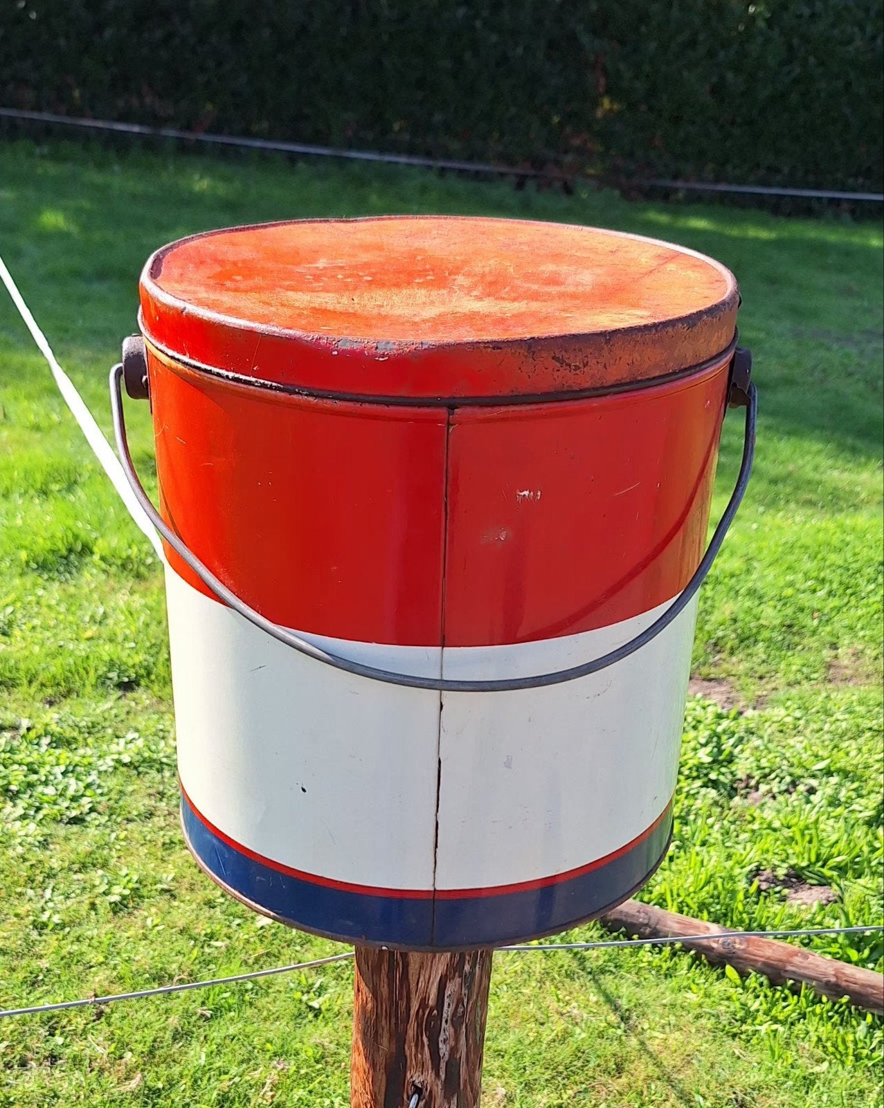 Vintage Esso Chassisvet emmer 35lb, jaren '50 petroliana️⛽️, Reclamebord, Gebruikt, ., Ophalen of Verzenden