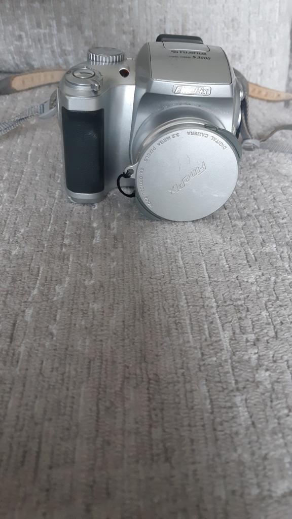 Fujifilm fotocamera s3000, Ophalen of Verzenden, Gebruikt, 4 t/m 7 keer