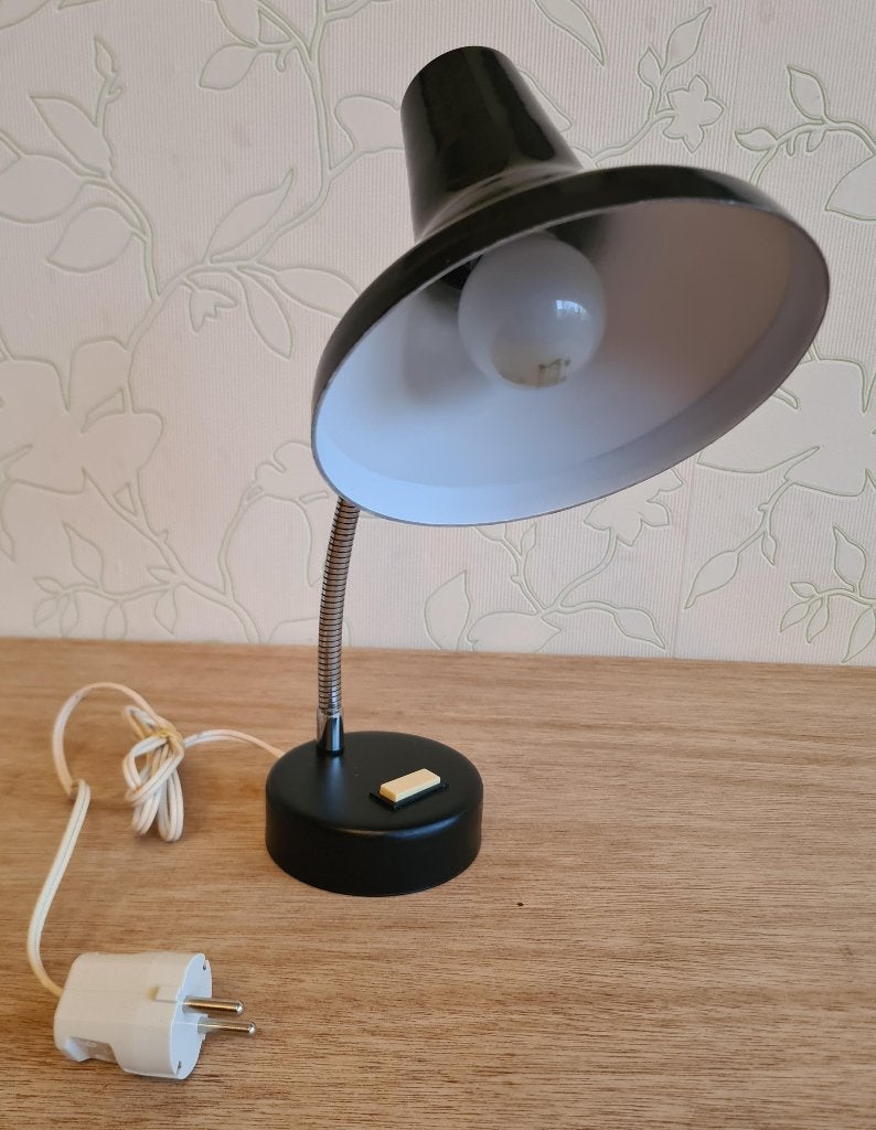 te koop: zwarte metalen bureaulamp, retro vintage jaren 60, Huis en Inrichting, Lampen | Tafellampen, Bureaulamp, Gebruikt, Vintage