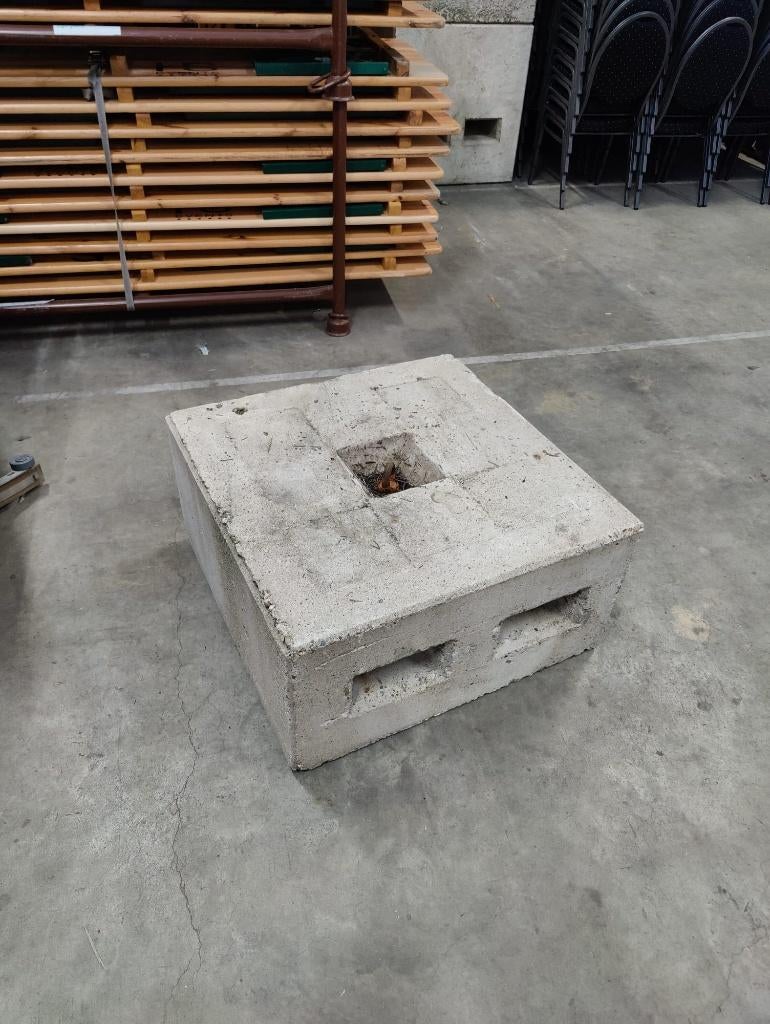 beton blokken, Gebruikt, Overige typen, Ophalen of Verzenden, Minder dan 5 m²