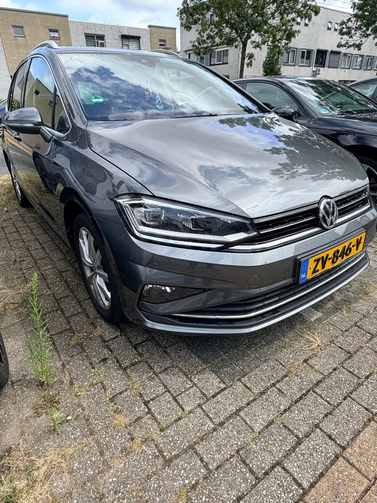 VW Golf Sportsvan 1.5TSI 150pk Highline Automaat Panoramadak, Auto's, Volkswagen, 1498 cc, 4 cilinders, Parkeerassistent, Alcantara