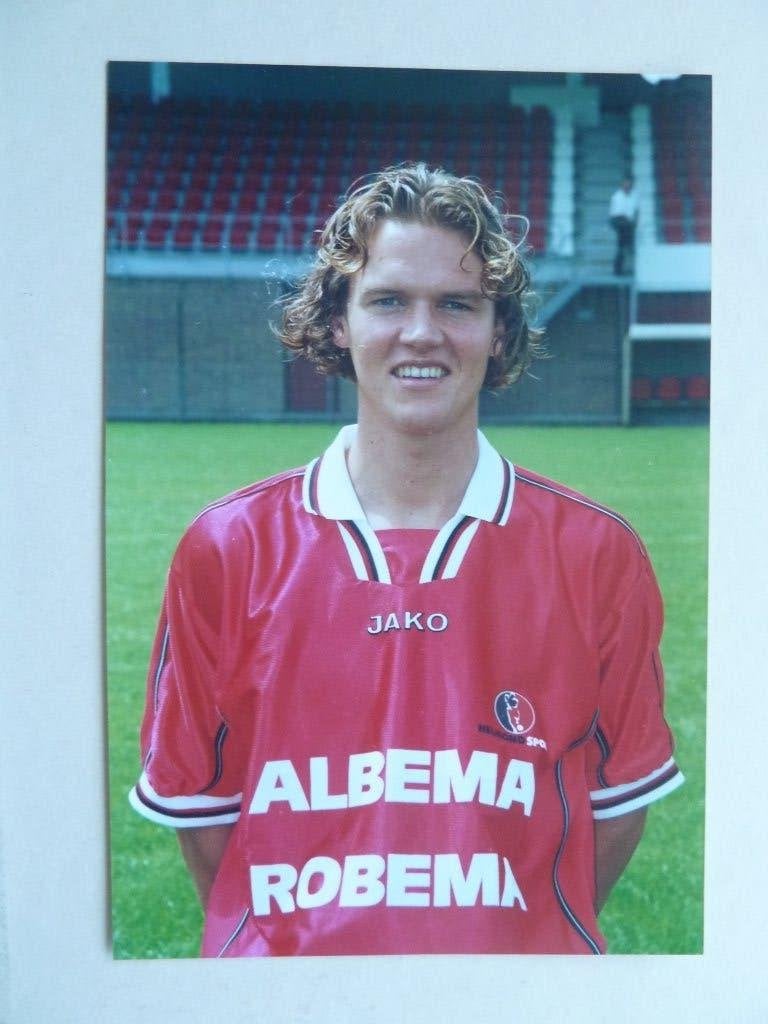 Persfoto.Dennis.v.Es   Helmond Sport. 2000/2001 10 x 15  cm, Verzamelen, Ophalen of Verzenden, Zo goed als nieuw, Overige binnenlandse clubs