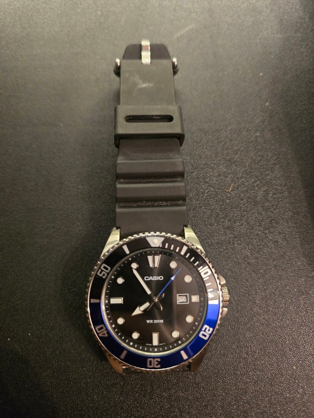 Casio Polshorloge - Zwart met Blauwe, Ophalen, Zo goed als nieuw, Kunststof, Casio