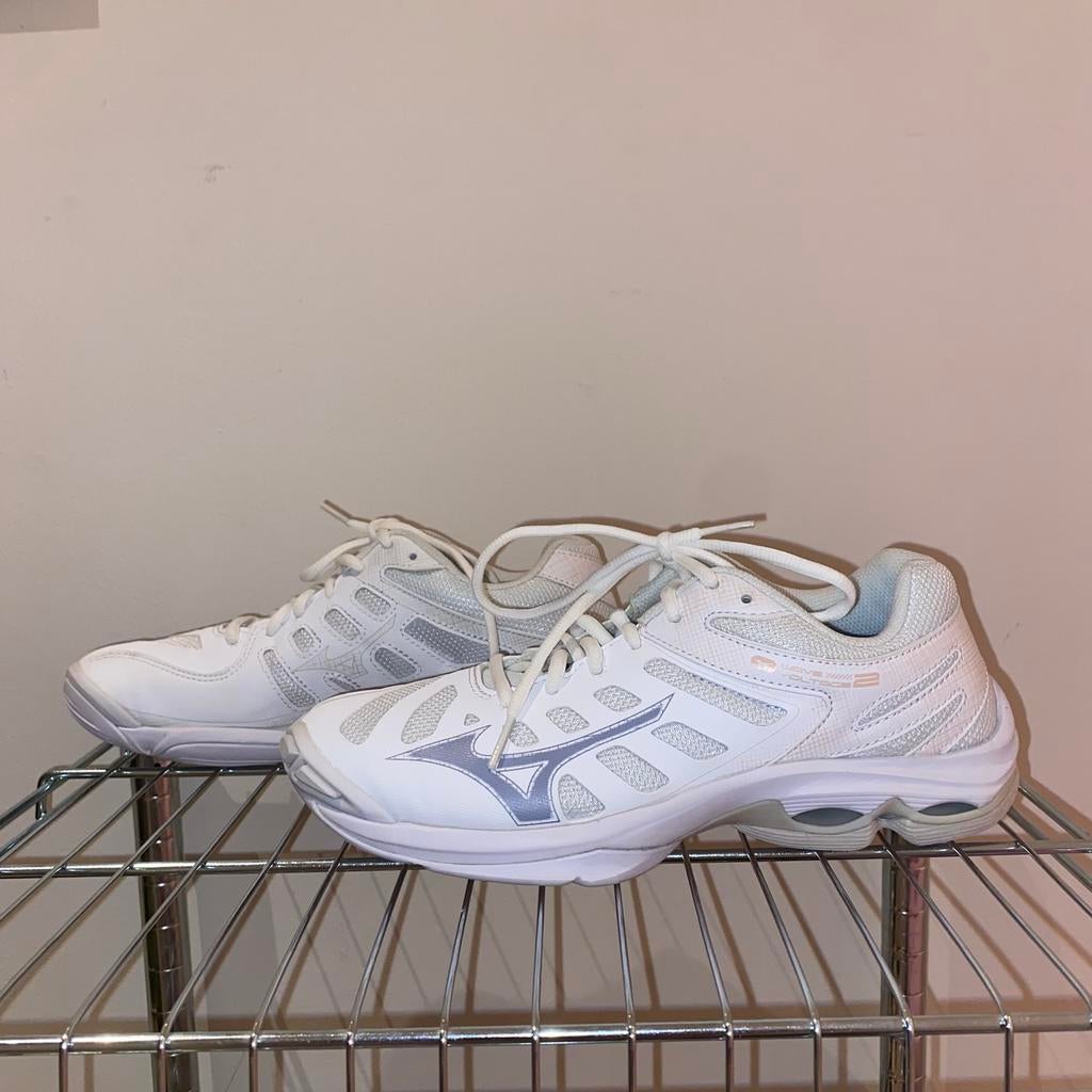 MIZUNO VOLLEYBALL SHOES, Sport en Fitness, Volleybal, Ophalen of Verzenden, Nieuw, Schoenen