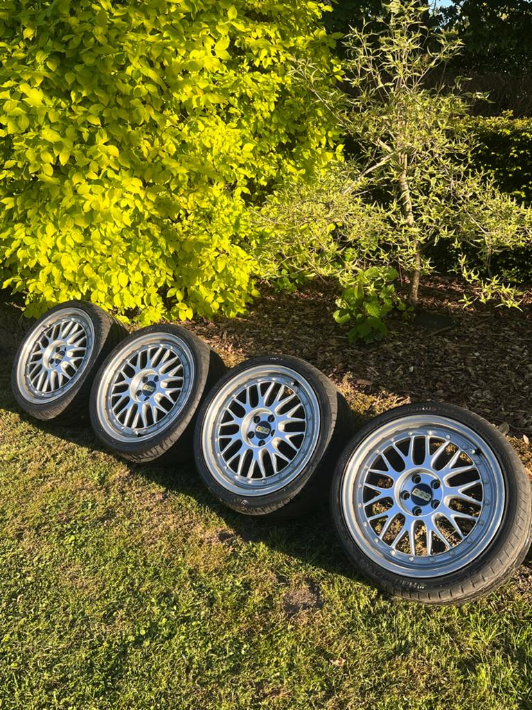 BBS Velgen met Zomerbanden - 17 inch, Auto-onderdelen, Banden en Velgen, Gebruikt, Banden en Velgen, 17 inch, Ophalen of Verzenden