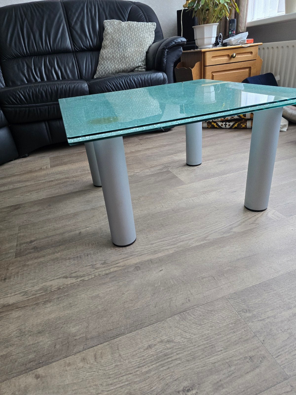 Glazen salontafel., Huis en Inrichting, Gebruikt, Ophalen of Verzenden, Glas, Modern